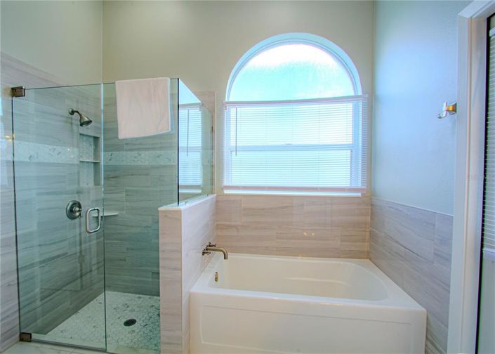 Image No.15-3 Bed House for sale