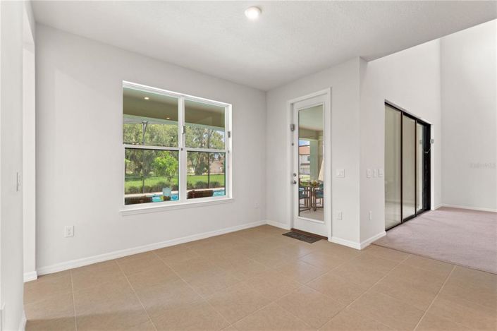 Image No.19-6 Bed House for sale