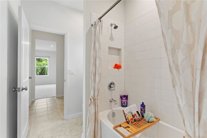 Image No.51-6 Bed House for sale