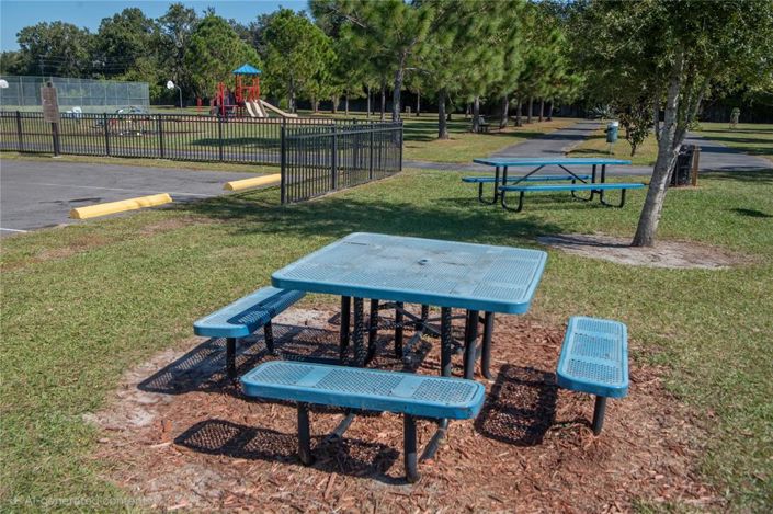 Image No.13-3 Bed House for sale