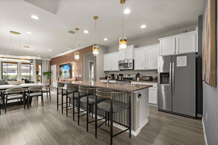 Image No.14-7 Bed House for sale