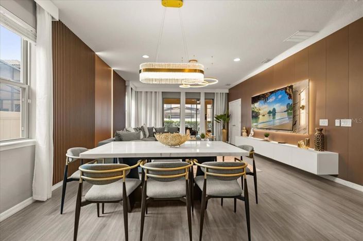 Image No.20-7 Bed House for sale