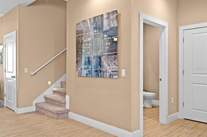 Image No.8-4 Bed Townhouse for sale