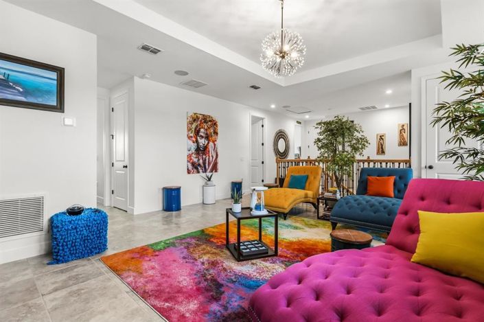 Image No.18-4 Bed House for sale