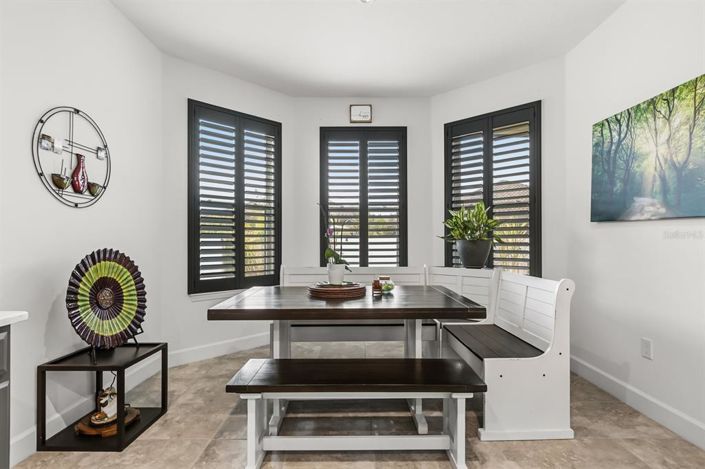 Image No.9-4 Bed House for sale