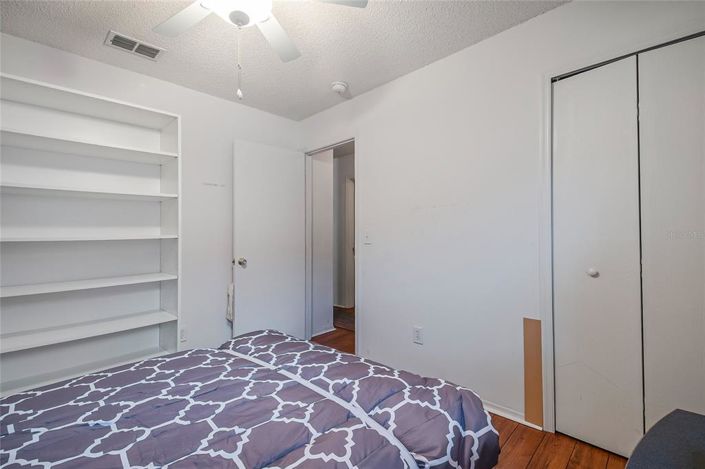 Image No.18-3 Bed House for sale