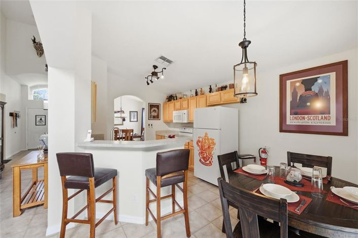 Image No.12-5 Bed House for sale