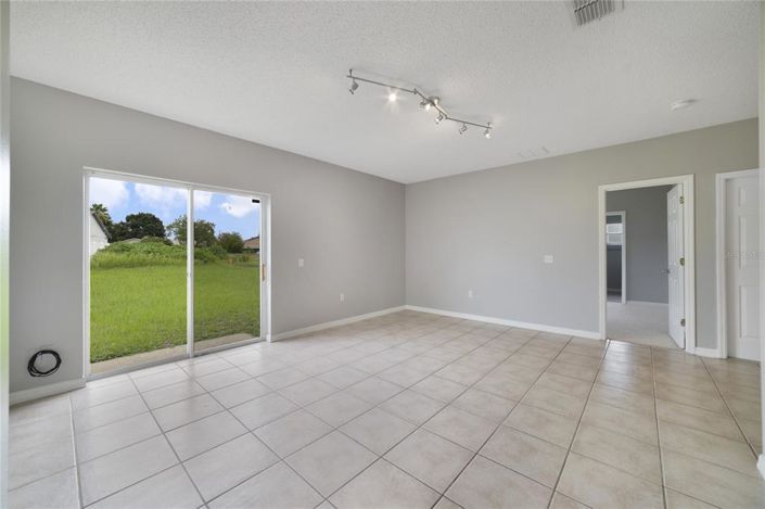 Image No.9-Maison de 3 chambres à vendre à Saint John