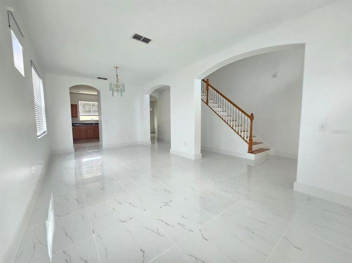 Image No.3-4 Bed House for sale