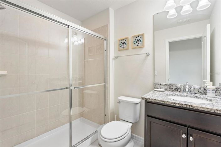 Image No.11-5 Bed Townhouse for sale