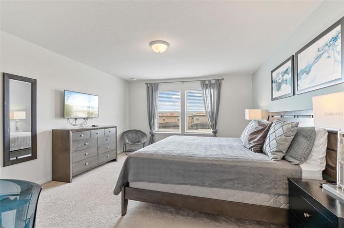 Image No.18-5 Bed Townhouse for sale