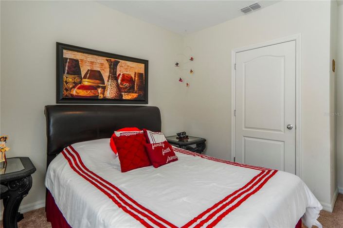 Image No.20-4 Bed House for sale