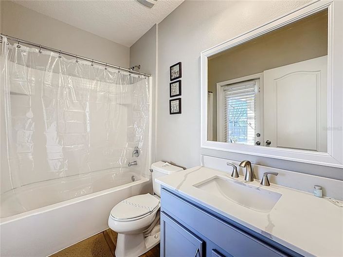 Image No.40-5 Bed House for sale