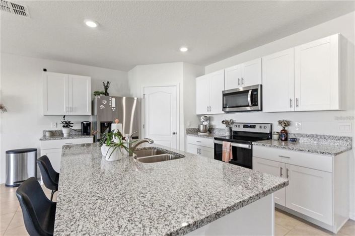 Image No.8-Maison de 4 chambres à vendre à Saint John