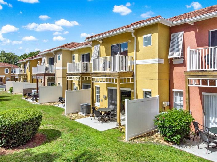 Image No.23-3 Bed Townhouse for sale