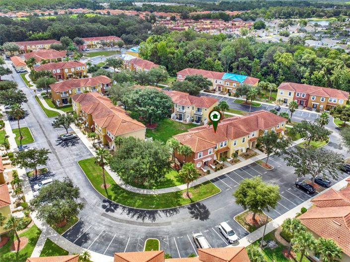 Image No.28-3 Bed Townhouse for sale