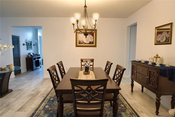 Image No.10-4 Bed House for sale