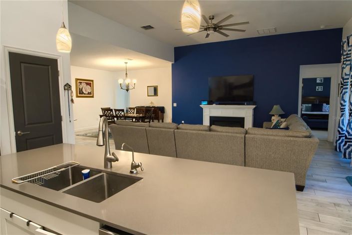 Image No.15-4 Bed House for sale