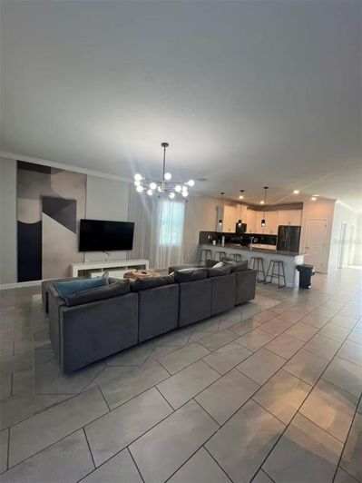 Image No.33-9 Bed House for sale