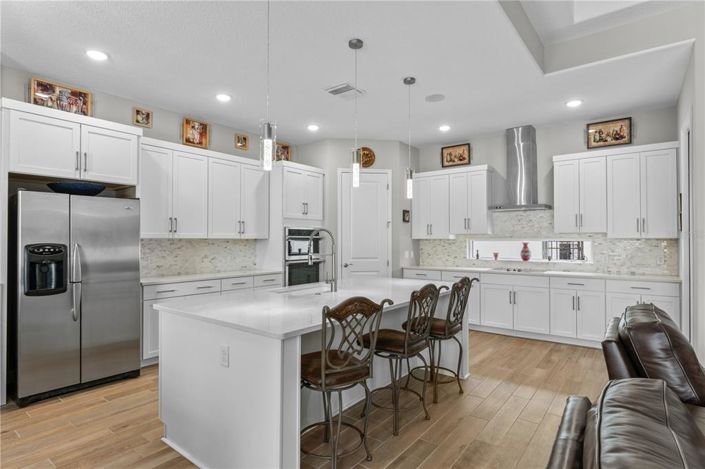 Image No.9-4 Bed House for sale