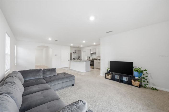 Image No.12-5 Bed House for sale