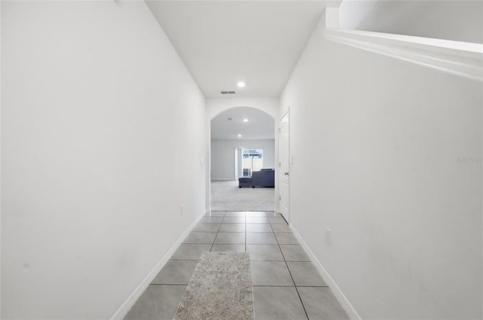 Image No.4-5 Bed House for sale