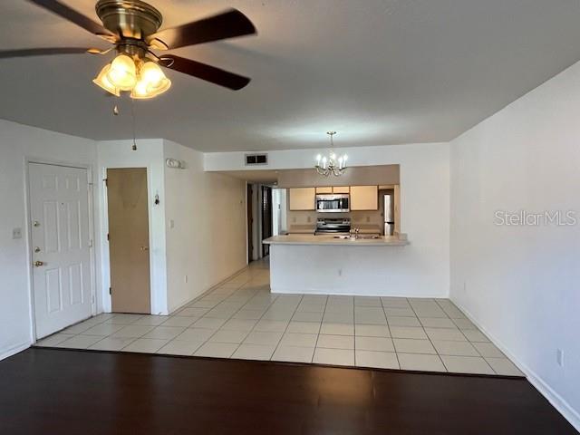 Image No.4-Appartement de 3 chambres à vendre à Saint John