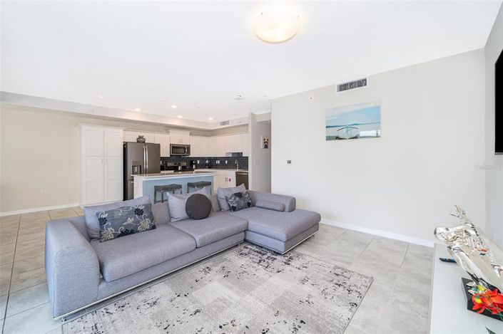 Image No.15-2 Bed Apartment for sale