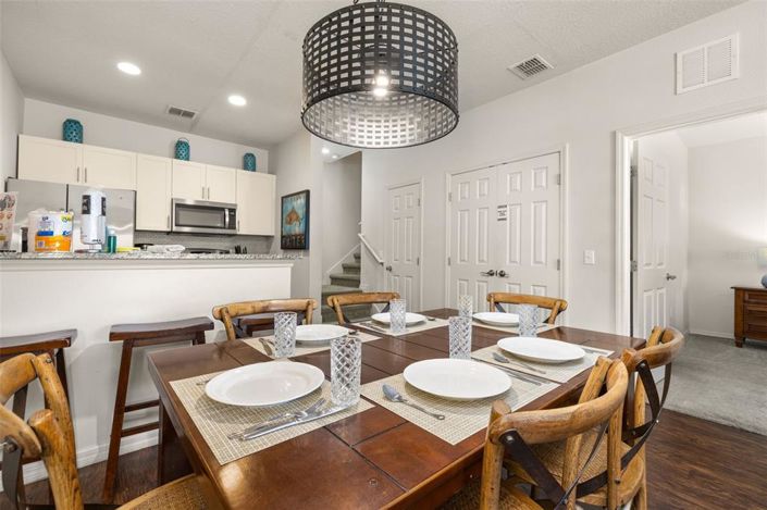 Image No.11-3 Bed Townhouse for sale