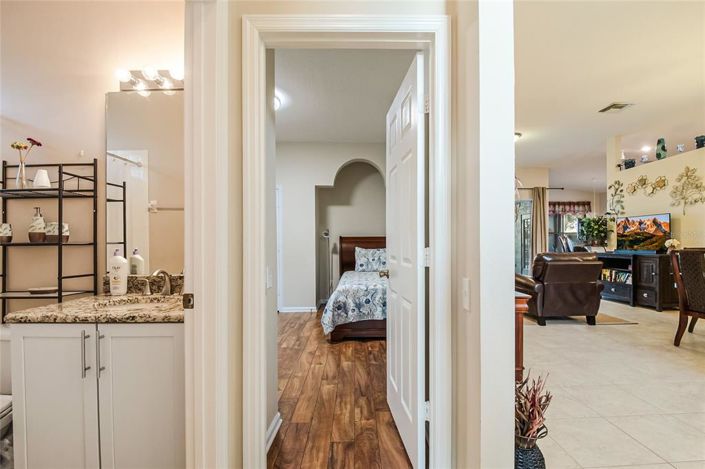 Image No.29-3 Bed House for sale