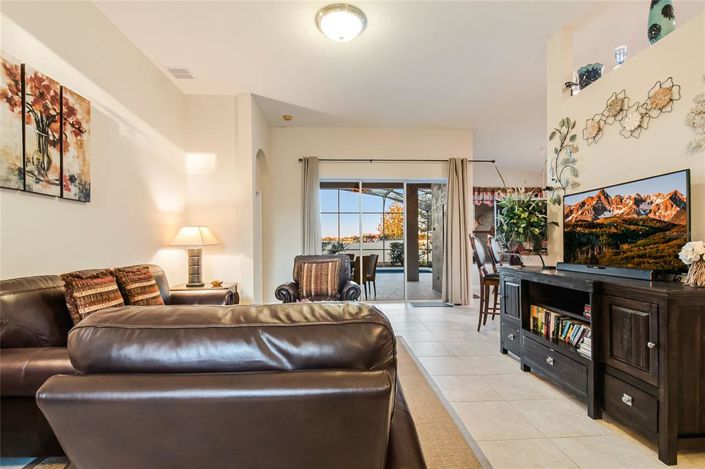 Image No.4-3 Bed House for sale