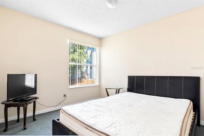 Image No.10-3 Bed Apartment for sale