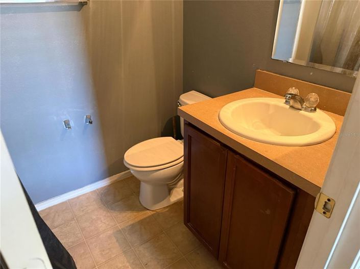 Image No.8-2 Bed Townhouse for sale