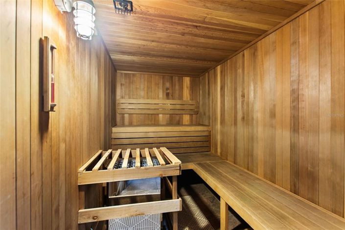 Image No.60-Maison de ville de 3 chambres à vendre à Saint John