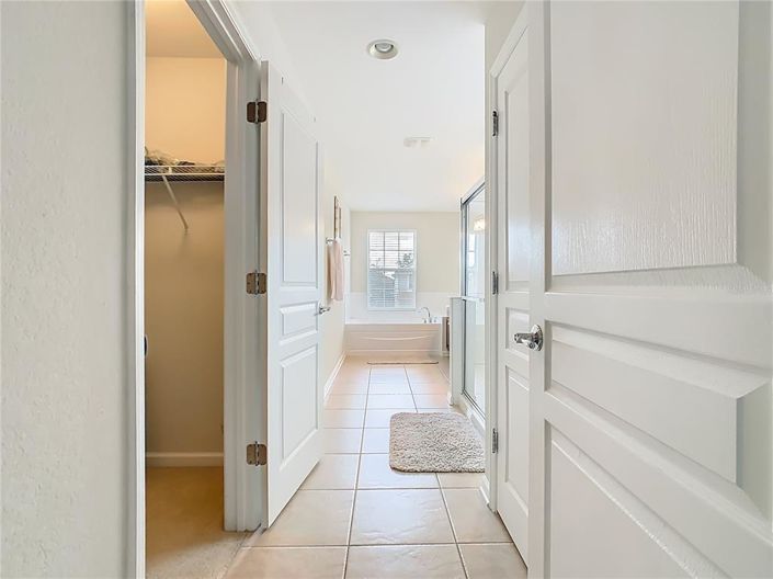 Image No.43-6 Bed House for sale