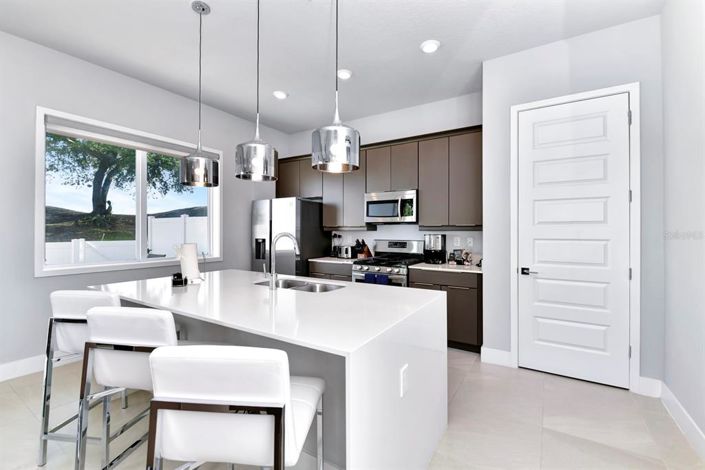 Image No.14-3 Bed Apartment for sale