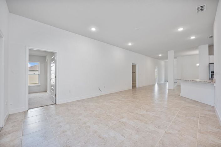 Image No.15-4 Bed House for sale