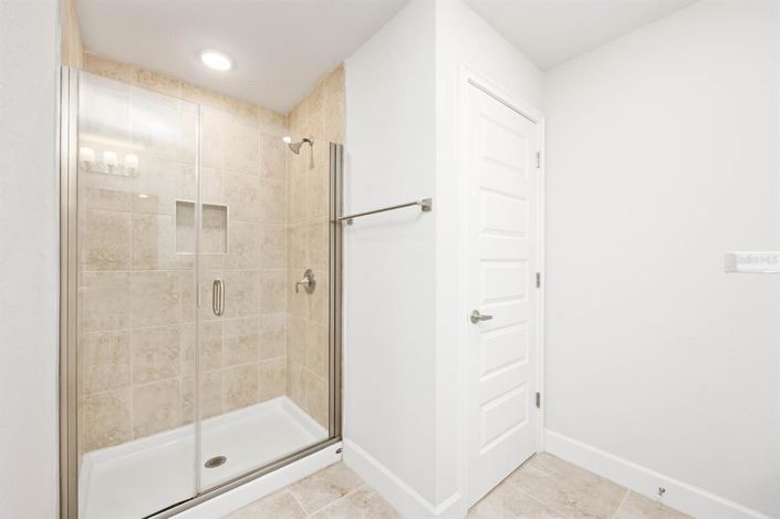 Image No.21-4 Bed House for sale