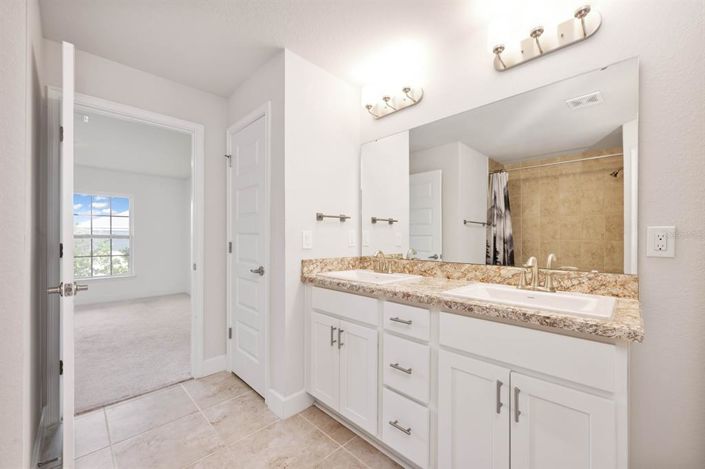 Image No.27-4 Bed House for sale