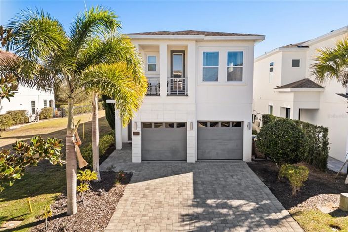 Image No.2-6 Bed House for sale