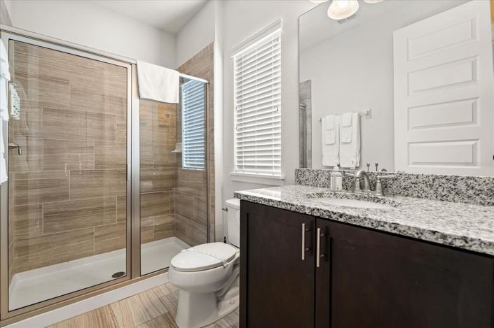 Image No.24-6 Bed House for sale