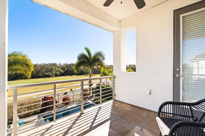 Image No.39-6 Bed House for sale