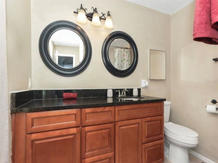 Image No.13-3 Bed House for sale