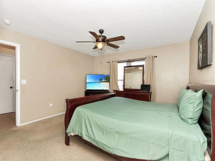 Image No.15-3 Bed House for sale