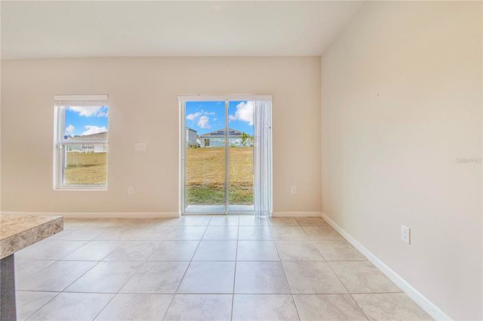 Image No.12-3 Bed House for sale