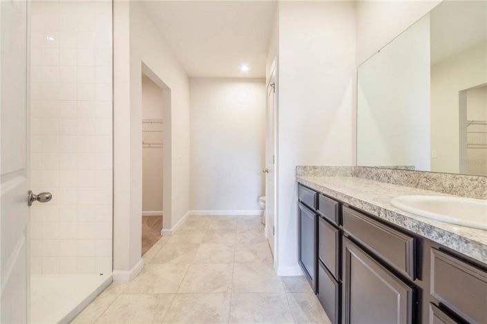 Image No.15-3 Bed House for sale