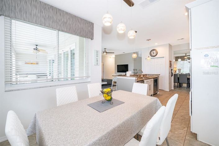 Image No.19-6 Bed House for sale