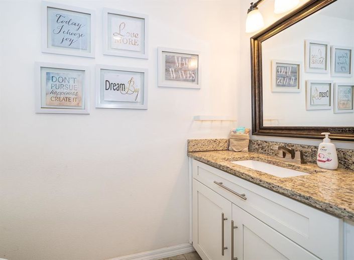 Image No.23-6 Bed House for sale