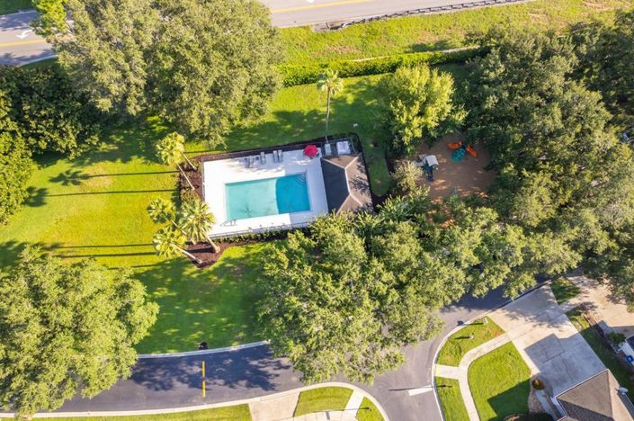 Image No.52-6 Bed House for sale