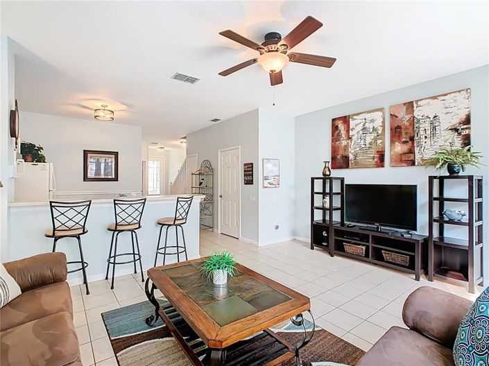 Image No.19-3 Bed Townhouse for sale